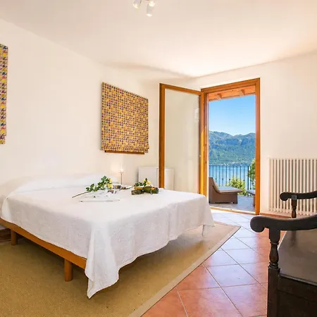 Villa San Michele - Happy